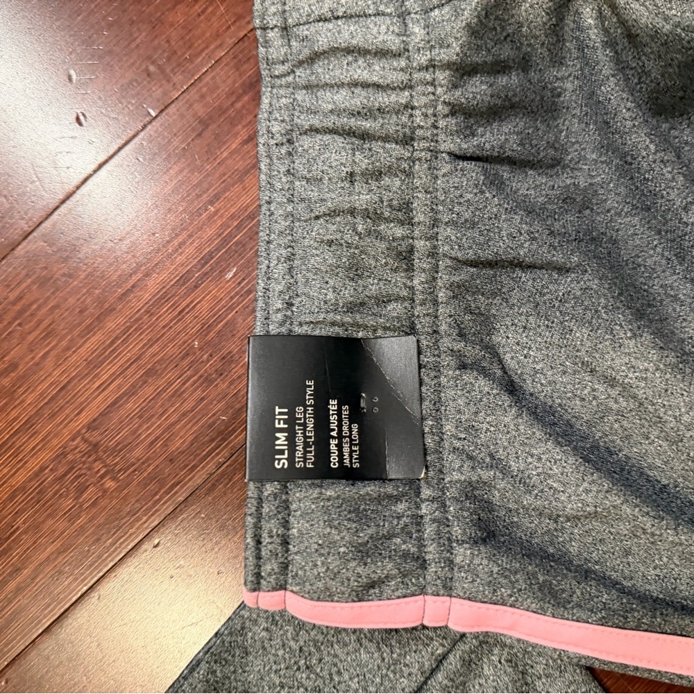 Adidas Women’s Gray and Pink Track Suit - Picture 7 of 8